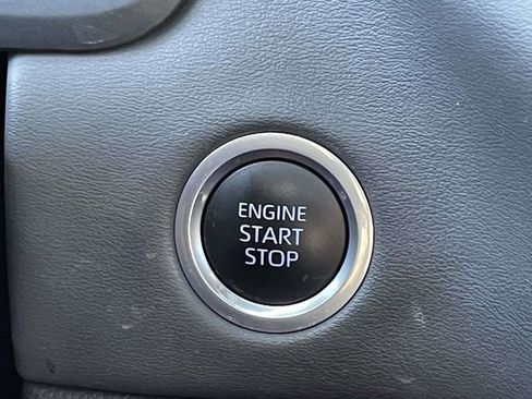 Used 2023 Toyota Tundra Platinum image 27