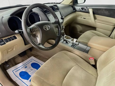 Used 2010 Toyota Highlander 4WD image 9