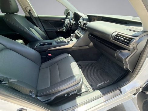 Used 2020 Lexus IS 300 w/ Accessory Package RWD image 15
