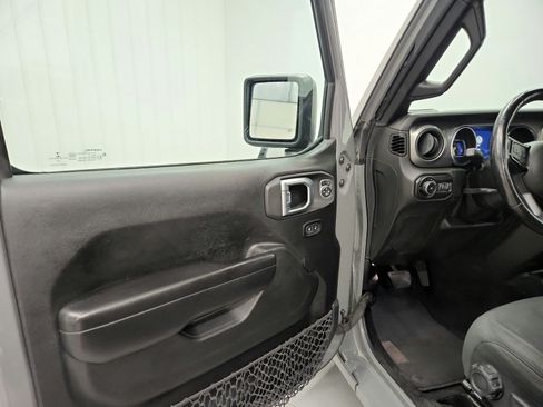 Used 2021 Jeep Wrangler Unlimited Sport AWD/4WD image 20