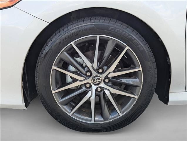 Used 2023 Toyota Camry XLE FWD image 9