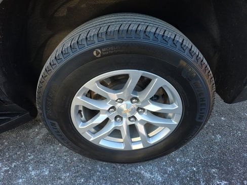 Used 2023 Chevrolet Tahoe LS image 6