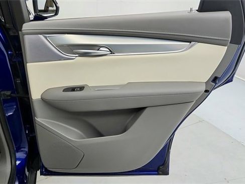 Certified 2024 Cadillac XT5 Premium Luxury w/ Technology Package image 21