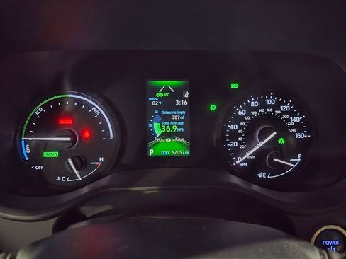 Used 2021 Toyota Sienna XSE FWD image 18