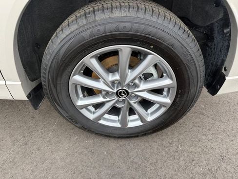 Used 2025 MAZDA CX-5 AWD 2.5 S w/ Preferred Package image 8