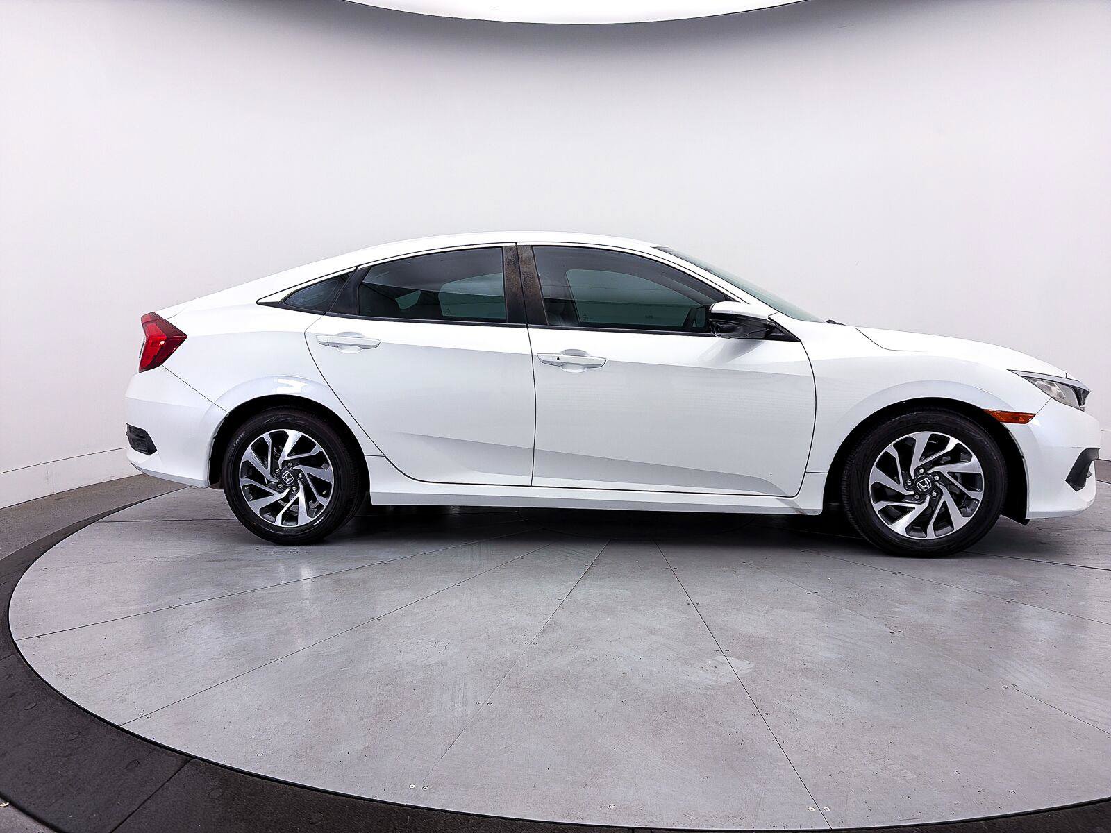 Used 2016 Honda Civic EX image 30