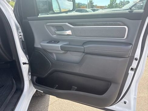 Used 2020 RAM 1500 Big Horn AWD/4WD image 8