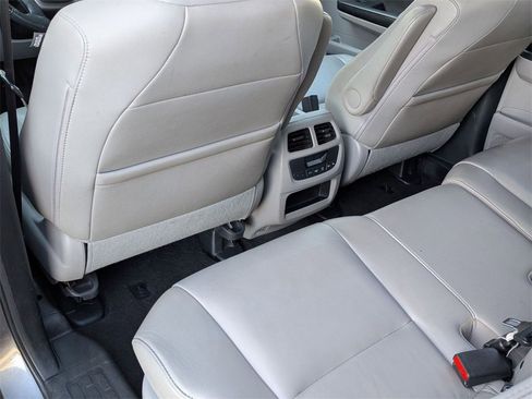 Used 2016 Honda Pilot EX-L image 27