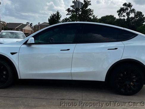 Used 2020 Tesla Model Y Long Range AWD/4WD image 11