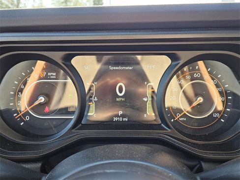 New 2025 Jeep Gladiator Mojave image 23