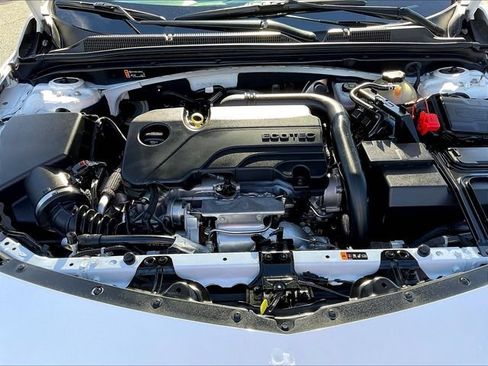 Certified 2022 Chevrolet Malibu LS FWD image 32