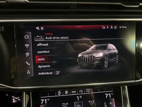 Used 2025 Audi Q7 3.0T Premium w/ Convenience Package image 36