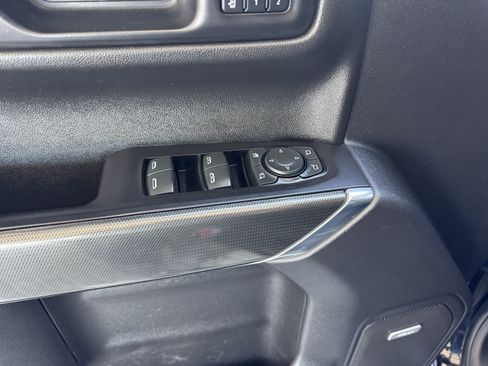Used 2021 GMC Sierra 1500 AT4 w/ AT4 Value Package AWD/4WD image 11