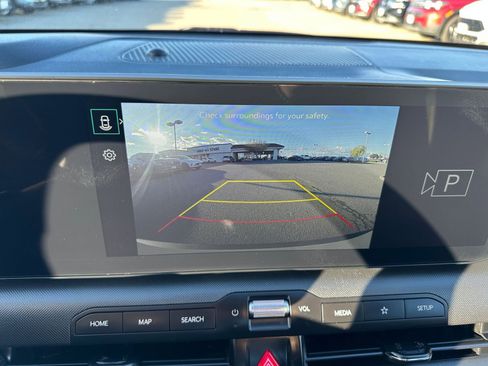 Used 2025 Kia K4 LXS image 24