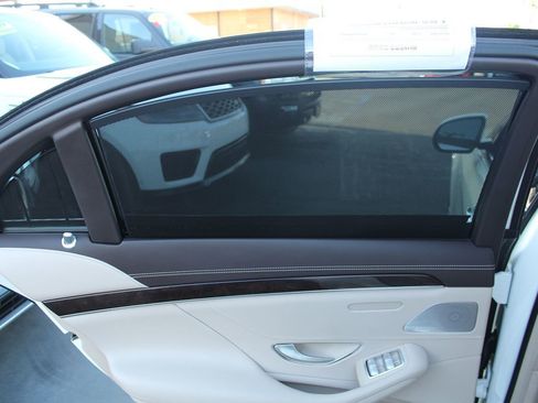 Used 2019 Mercedes-Benz S 450 Sedan image 25