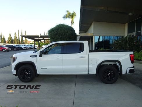 Used 2026 GMC Sierra 1500 Elevation image 4
