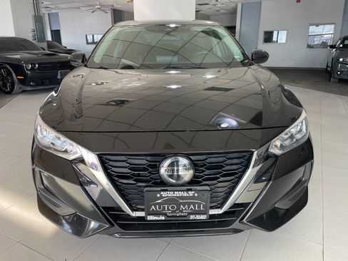 Used 2021 Nissan Sentra SV image 2