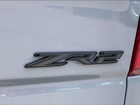 Used 2024 Chevrolet Silverado 1500 ZR2 w/ Technology Package AWD/4WD image 10