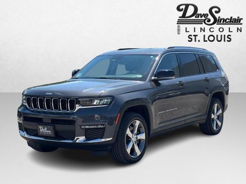 Used 2022 Jeep Grand Cherokee L Limited AWD/4WD image 7