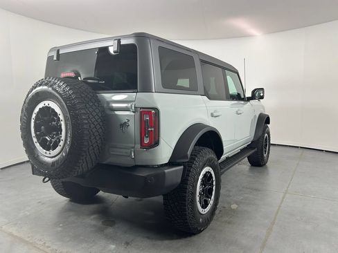 Used 2022 Ford Bronco Outer Banks w/ Sasquatch Package AWD/4WD image 7