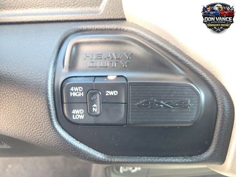 Used 2024 RAM 2500 Laramie AWD/4WD image 16