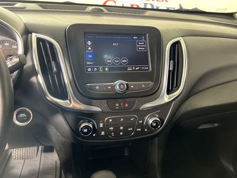 Used 2023 Chevrolet Equinox LT image 19