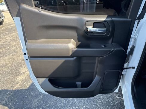 Used 2024 Chevrolet Silverado 1500 W/T w/ WT Value Package AWD/4WD image 27