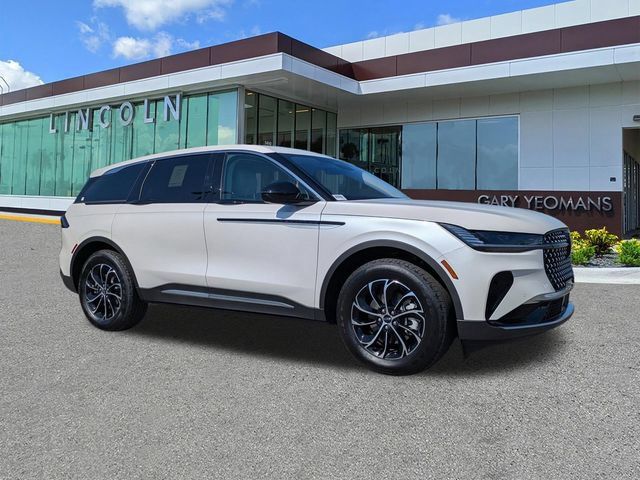 New 2026 Lincoln Nautilus Premier AWD/4WD image 2