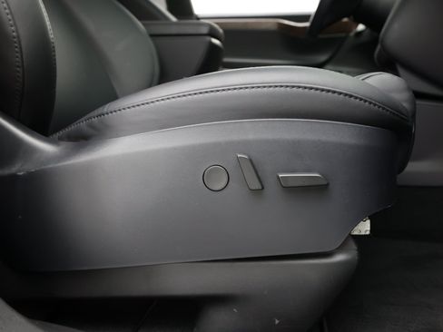 Used 2021 Tesla Model X Long Range AWD/4WD image 40