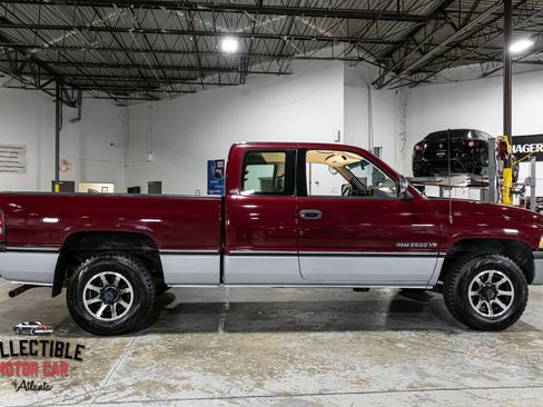 Used 1996 Dodge Ram 2500 Truck 2WD Club Cab image 11