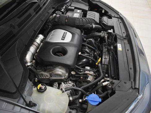 Used 2019 Hyundai Kona Limited AWD/4WD image 34