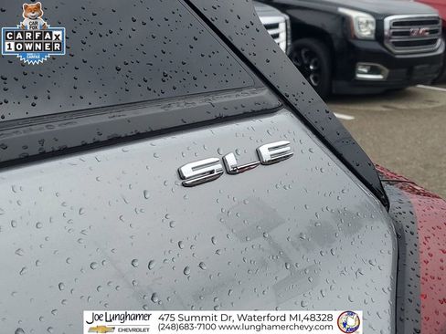 Used 2023 GMC Terrain SLE w/ Driver Convenience Package image 32