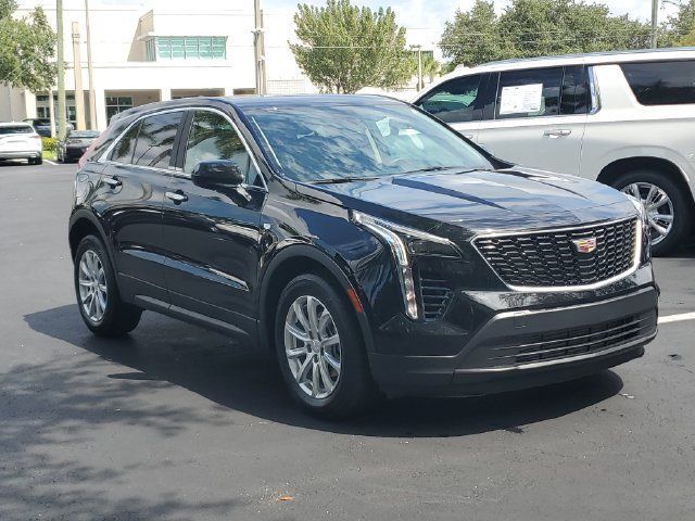 Certified 2023 Cadillac XT4 Luxury FWD image 7