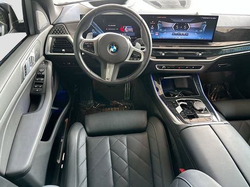 Used 2025 BMW X5 sDrive40i w/ M Sport Package RWD image 24