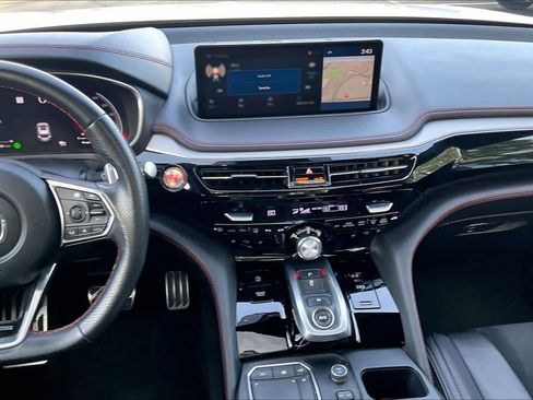 Used 2023 Acura MDX A-Spec image 9