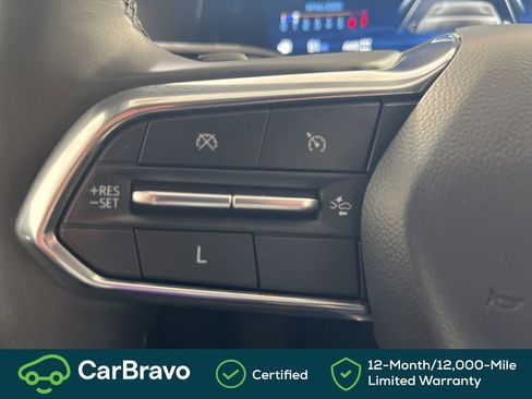 Certified 2025 Chevrolet Equinox LT w/ Convenience Package II image 30