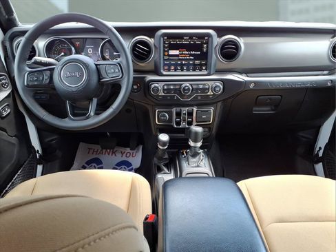 Certified 2023 Jeep Wrangler Unlimited w/ Sun & Screen Package AWD/4WD image 20
