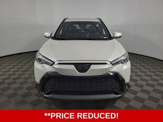 Used 2024 Toyota Corolla Cross XSE video 2