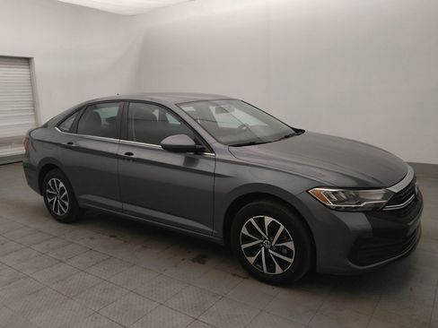 Used 2022 Volkswagen Jetta S FWD image 11