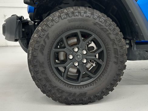 Used 2026 Jeep Wrangler Unlimited Sport AWD/4WD image 9