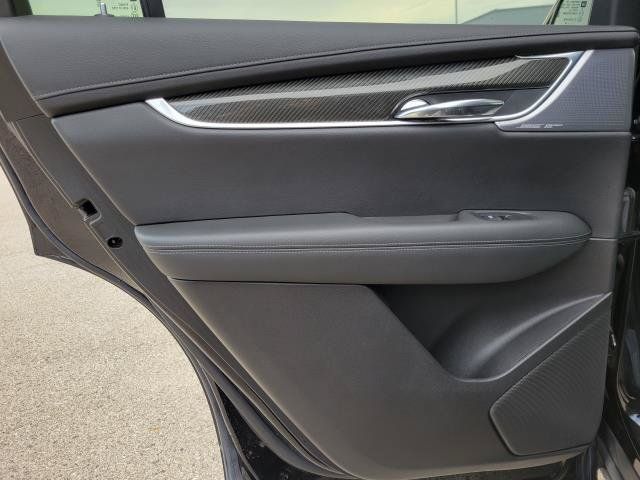 Used 2020 Cadillac XT6 Sport AWD/4WD image 11