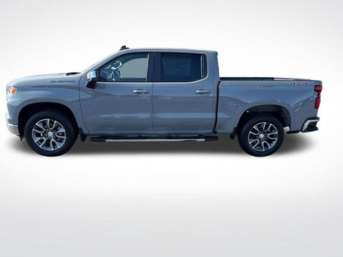 Used 2024 Chevrolet Silverado 1500 LT AWD/4WD image 14