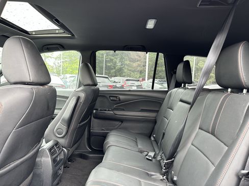 Used 2023 Honda Passport TrailSport image 9