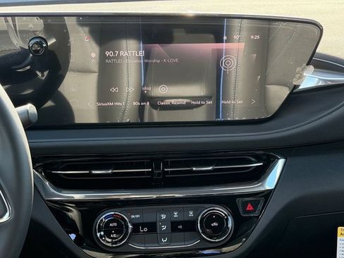 New 2026 Buick Envista Sport Touring FWD image 16