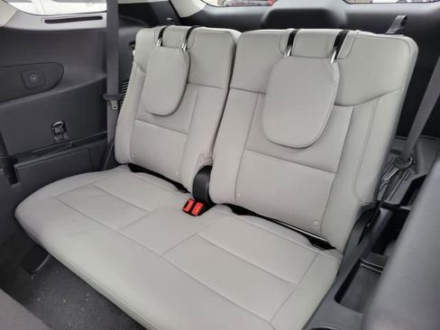 New 2025 Ford Explorer Active w/ Active Comfort Package image 36