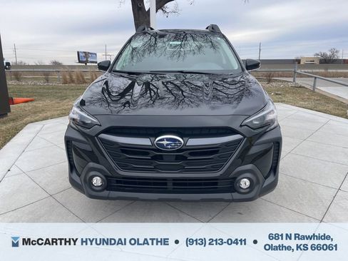 Used 2025 Subaru Outback Premium w/ Popular Package #1A image 11