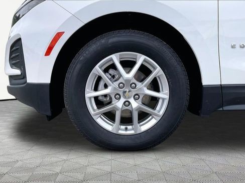 Used 2022 Chevrolet Equinox LS w/ LS Convenience Package FWD image 21