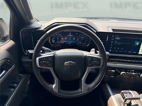 Used 2022 Chevrolet Silverado 1500 RST AWD/4WD image 8