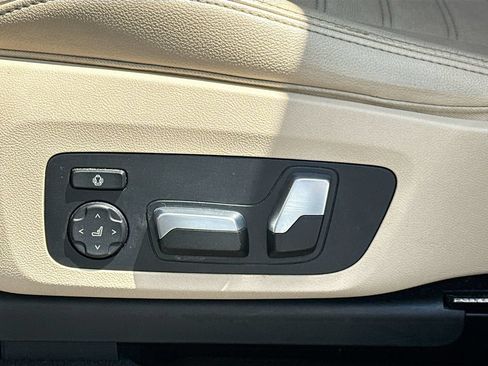 Used 2019 BMW X3 xDrive30i w/ Premium Package AWD/4WD image 25