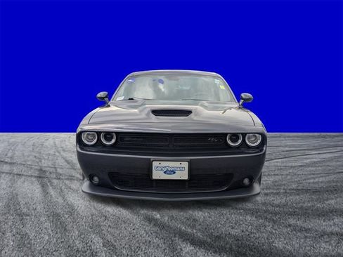 Used 2019 Dodge Challenger R/T w/ Blacktop Package RWD image 9